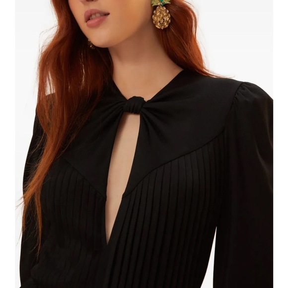 FARM Rio Pleated Keyhole Jumpsuit - Picture 2 of 7